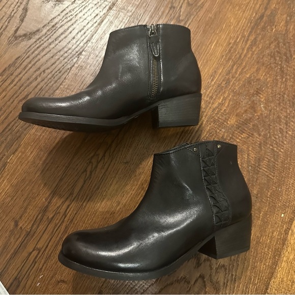 Clark’s Black Maypearl Fawn Booties Boots Size 6 / 41 boho western - Picture 5 of 9